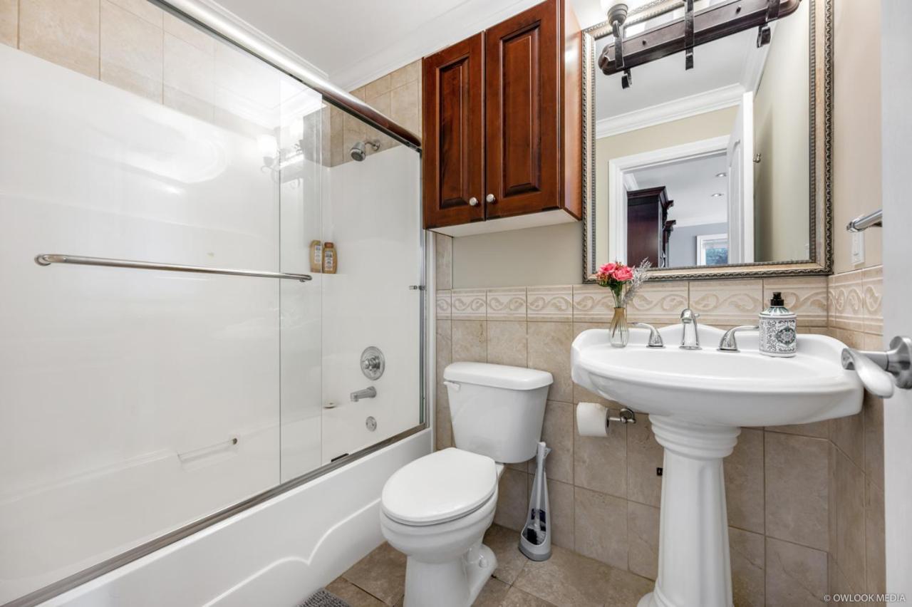 Share Home 1Bd Suite In Coquitlam Exterior foto